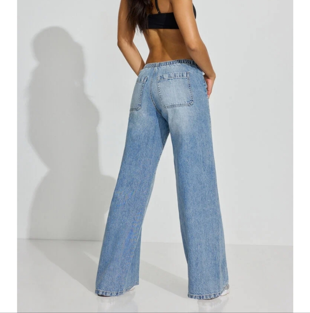 NWT Garage Belted Low Rise Wide Leg Jeans - Picture 4 of 9